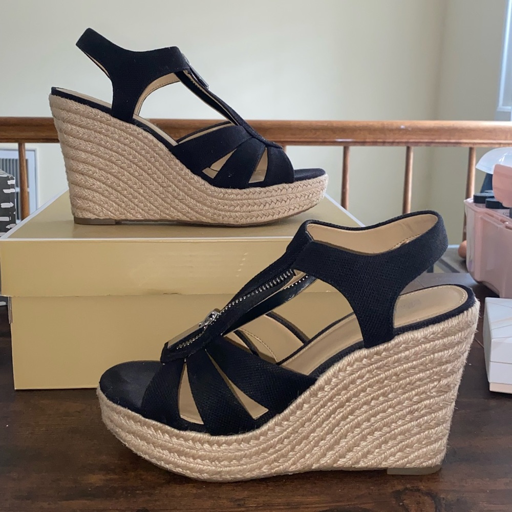 MICHAEL Michael Kors-Canvas-Berkeley Wedge Black Size 6.5 Woman